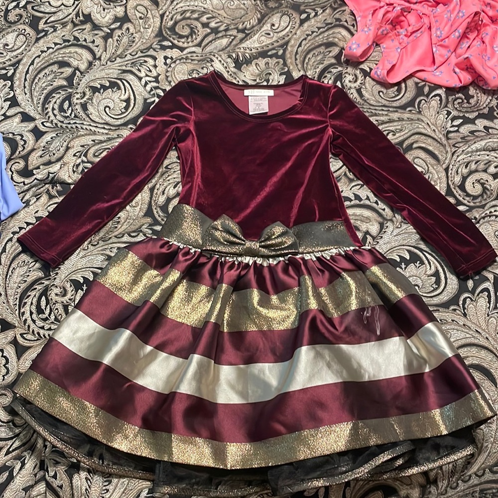 Girls size 6 Holiday Dress